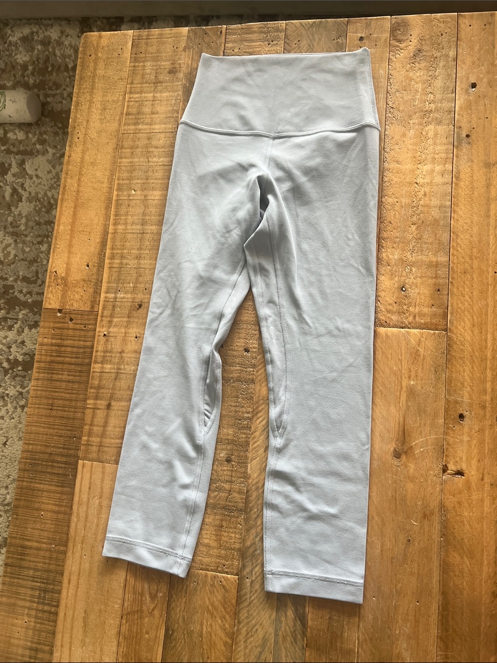 Women’s Lululemon High-Waist Light Blue Leggings -